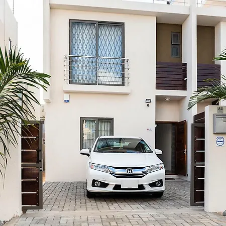 Seasonal Villa Flic en Flac Exterior photo